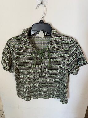 Vintage Lace-Up Collared Short Sleeve Top in Green Stripe